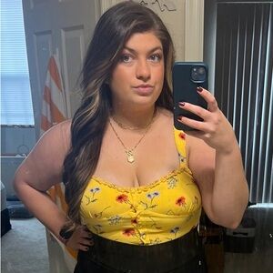 Forever 21 Floral Yellow Women's Top